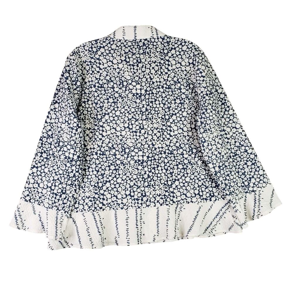 Habitat Button Up Shirt Top Women’s Size Medium M Blue White Floral LS - Picture 3 of 10